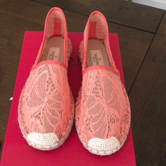 Valentino shoes 😍 - Picture 2 of 7